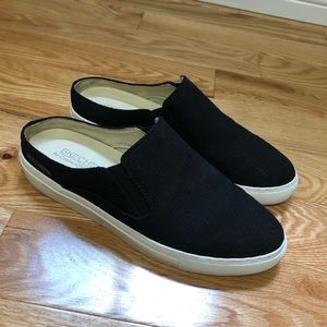 Sketchers memory foam slides